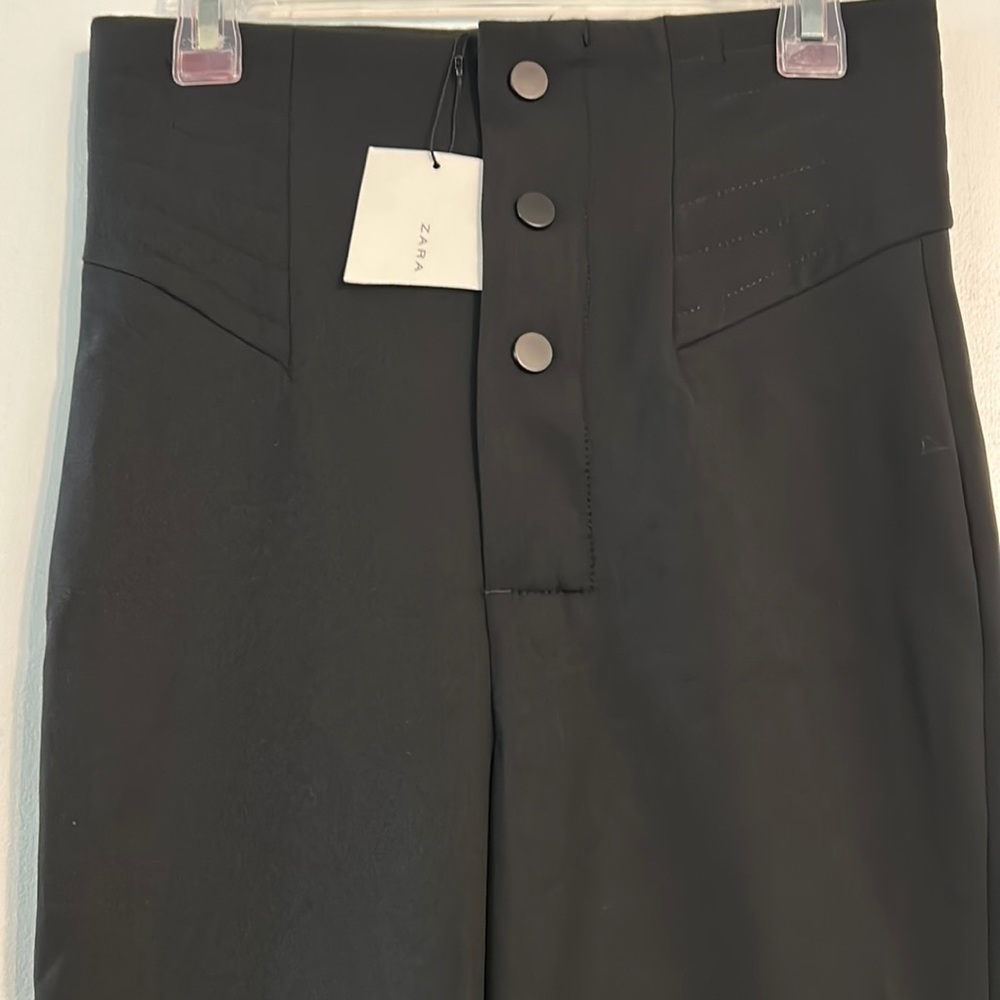 NWT Black ZARA High Waisted and Fitted Women’s Pants Size XS Skinny Leg w/slit
